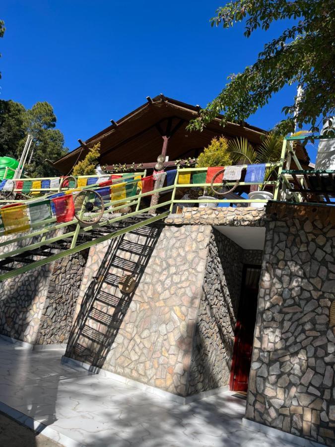 Отель The Himalayan Heights Satya'S Kasardevi Алмора Экстерьер фото