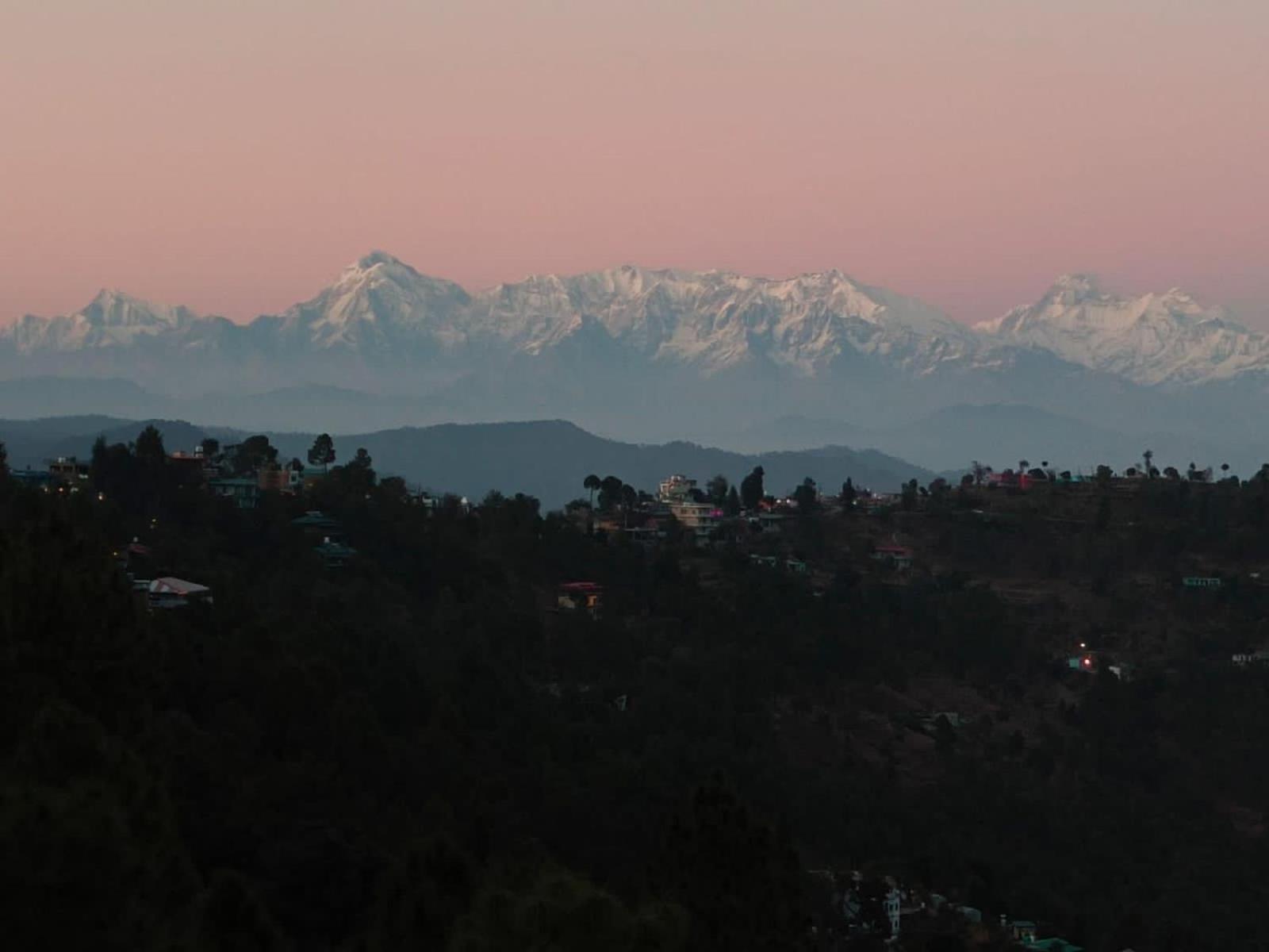 Отель The Himalayan Heights Satya'S Kasardevi Алмора Экстерьер фото